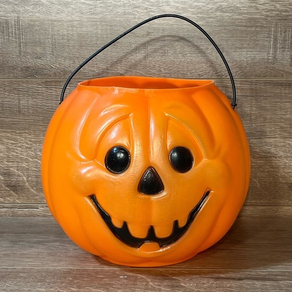Vintage Halloween Blow Mold General Foam Pumpkin Jack O Lantern Candy Bucket - Picture 2 of 10